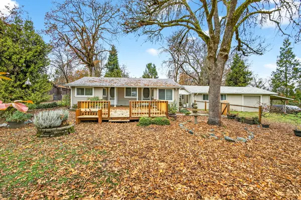 130 Acorn, Merlin, OR 97532