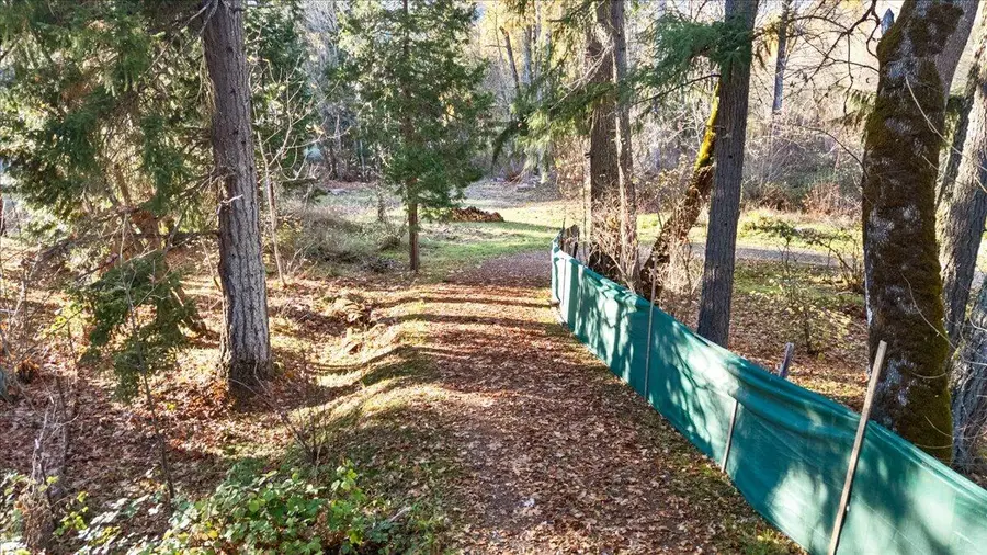 95 Barton, Glendale, OR 97442 - Image #3