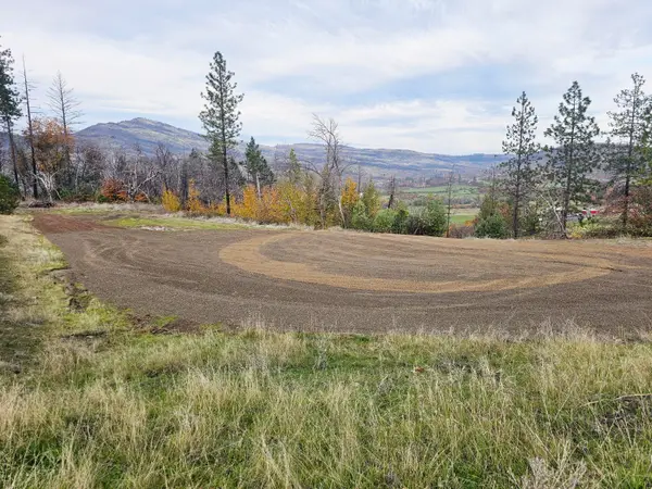 2162 Butte Falls, Eagle Point, OR 97524