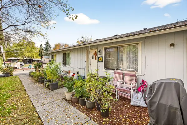 912 King, Medford, OR 97501