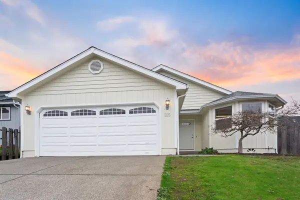 185 Independence, Grants Pass, OR 97527