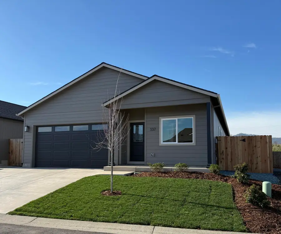 337 Quail, Talent, OR 97540 - Image #2