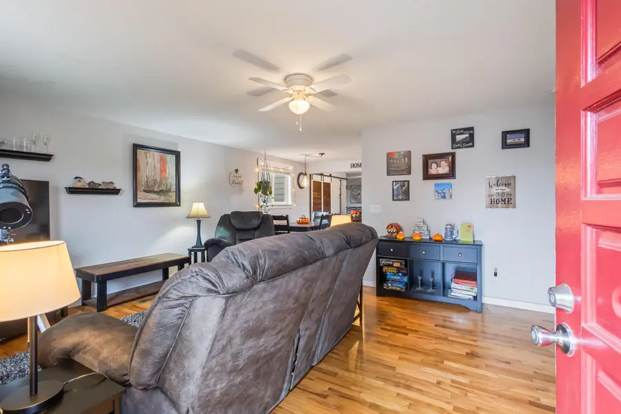 835 SW 14th, Redmond, OR 97756 - Image #3