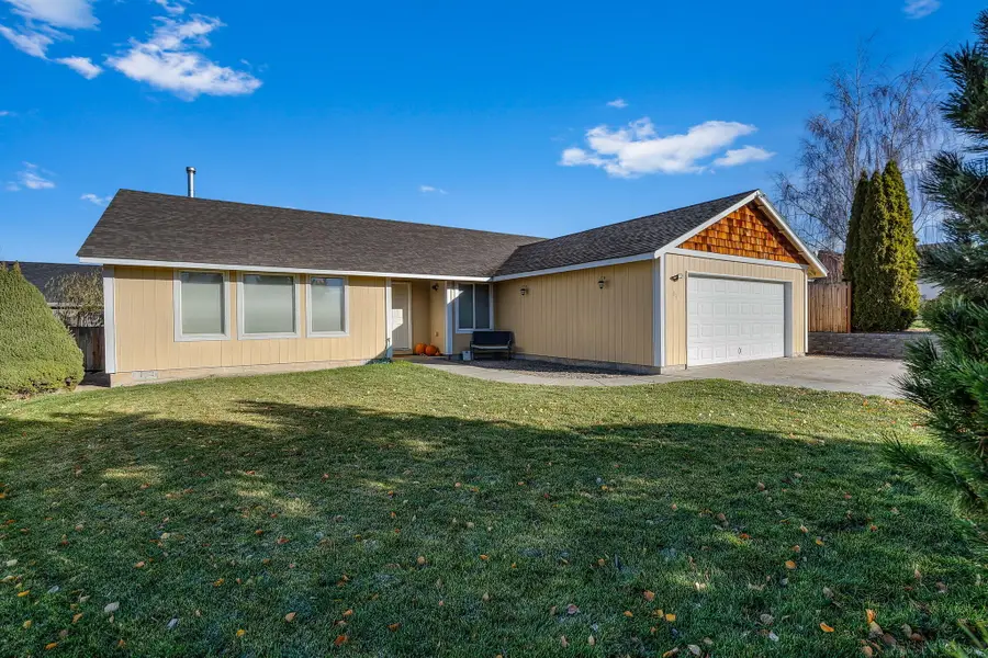 311 Geneva, Culver, OR 97734 - Image #3