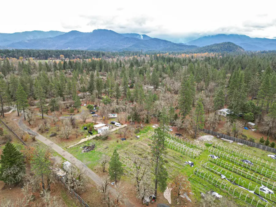 5528 Rockydale, Cave Junction, OR 97523 - Image #3