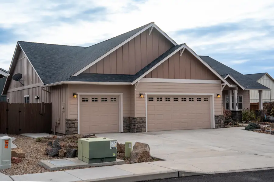 1752 NW Upas, Redmond, OR 97756 - Image #3