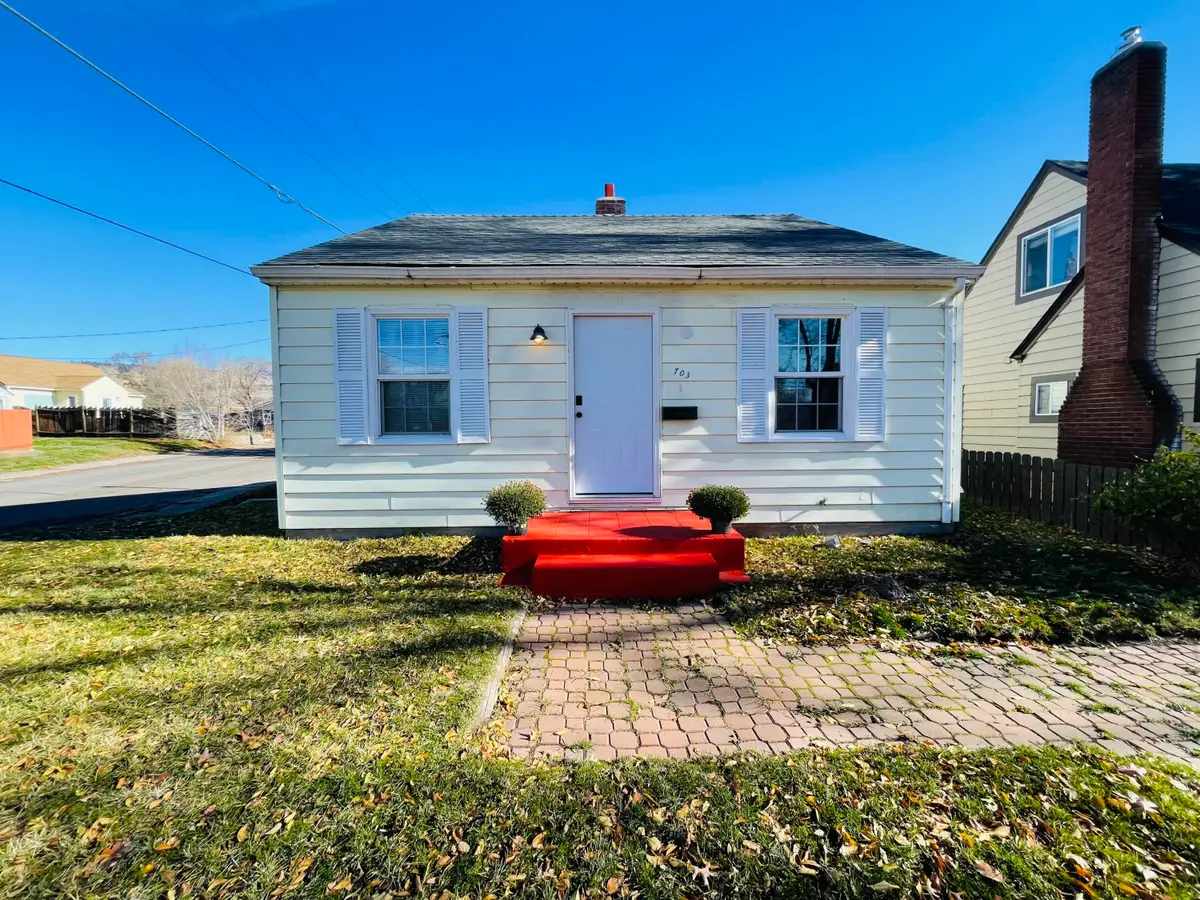 703 Mitchell, Klamath Falls, OR 97601 - Image #1