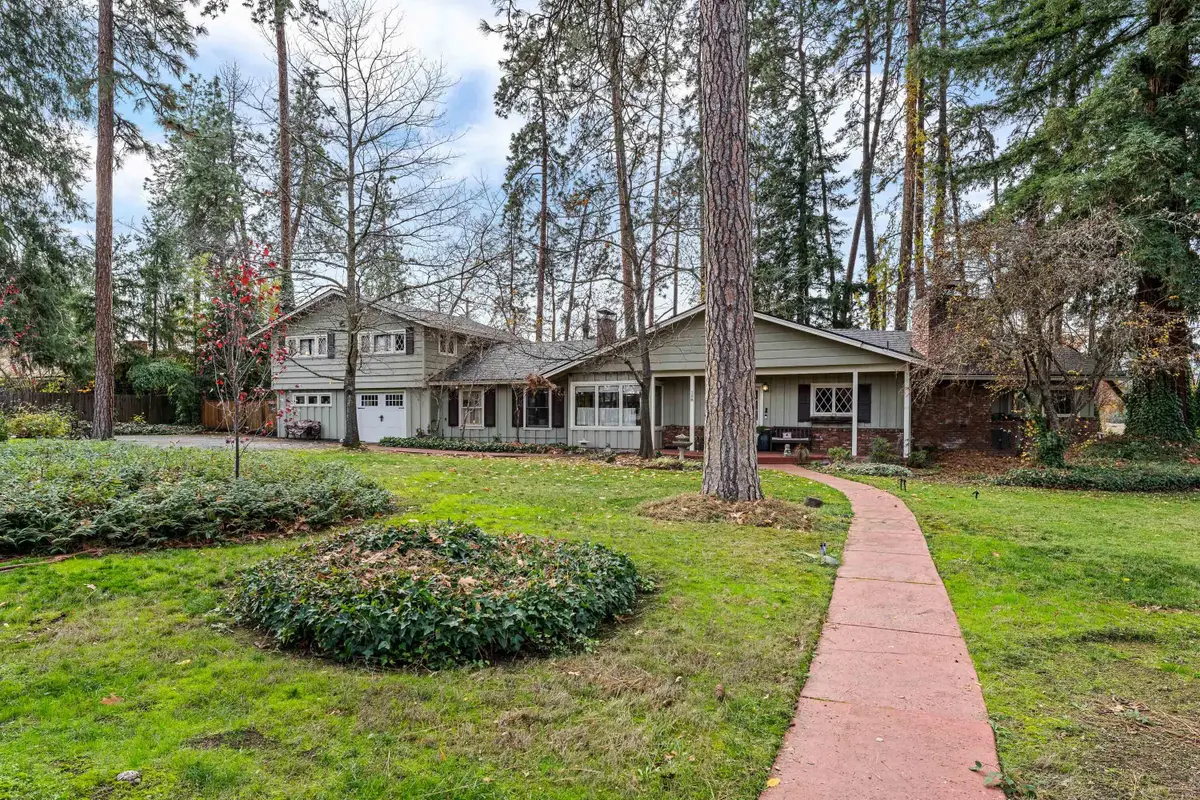 158 Renault, Medford, OR 97501 - Image #1