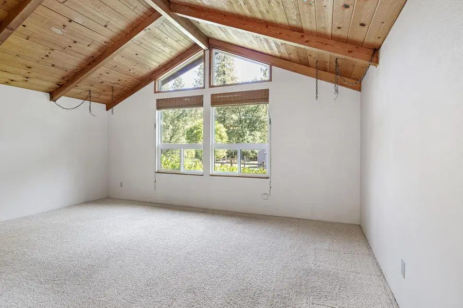 1580 Robertson Bridge, Northwest Josephine, OR 97526 - Image #2