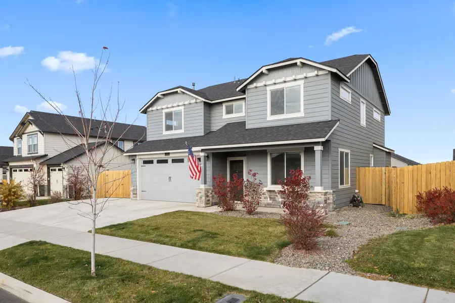 1723 NW Upas, Redmond, OR 97756 - Image #2