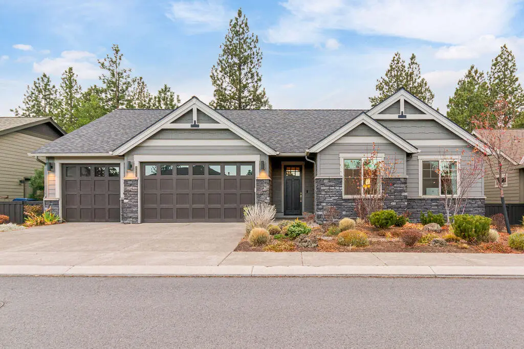 3127 NW Hidden Ridge, Bend, OR 97703 - Image #1