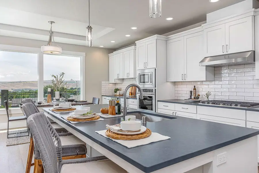 1307 NW Ochoa, Bend, OR 97703 - Image #3