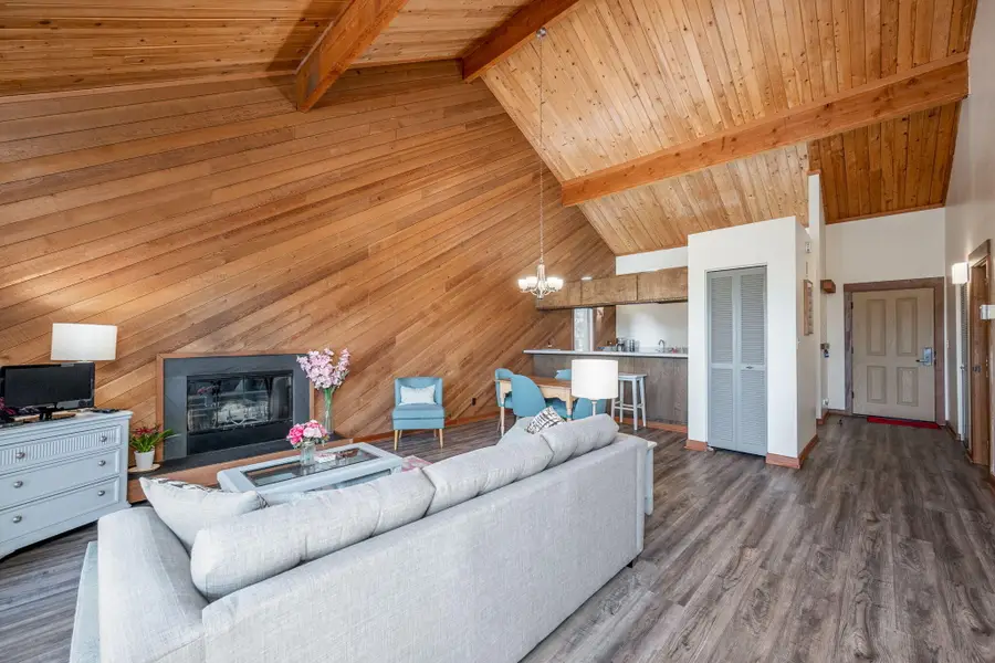 18575 SW Century, Bend, OR 97702 - Image #2