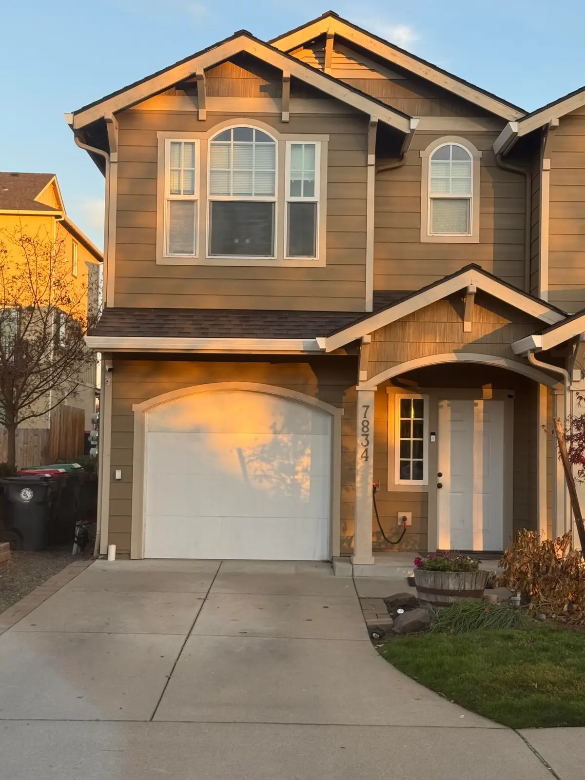 7834 Phaedra, White City, OR 97503 - Image #1