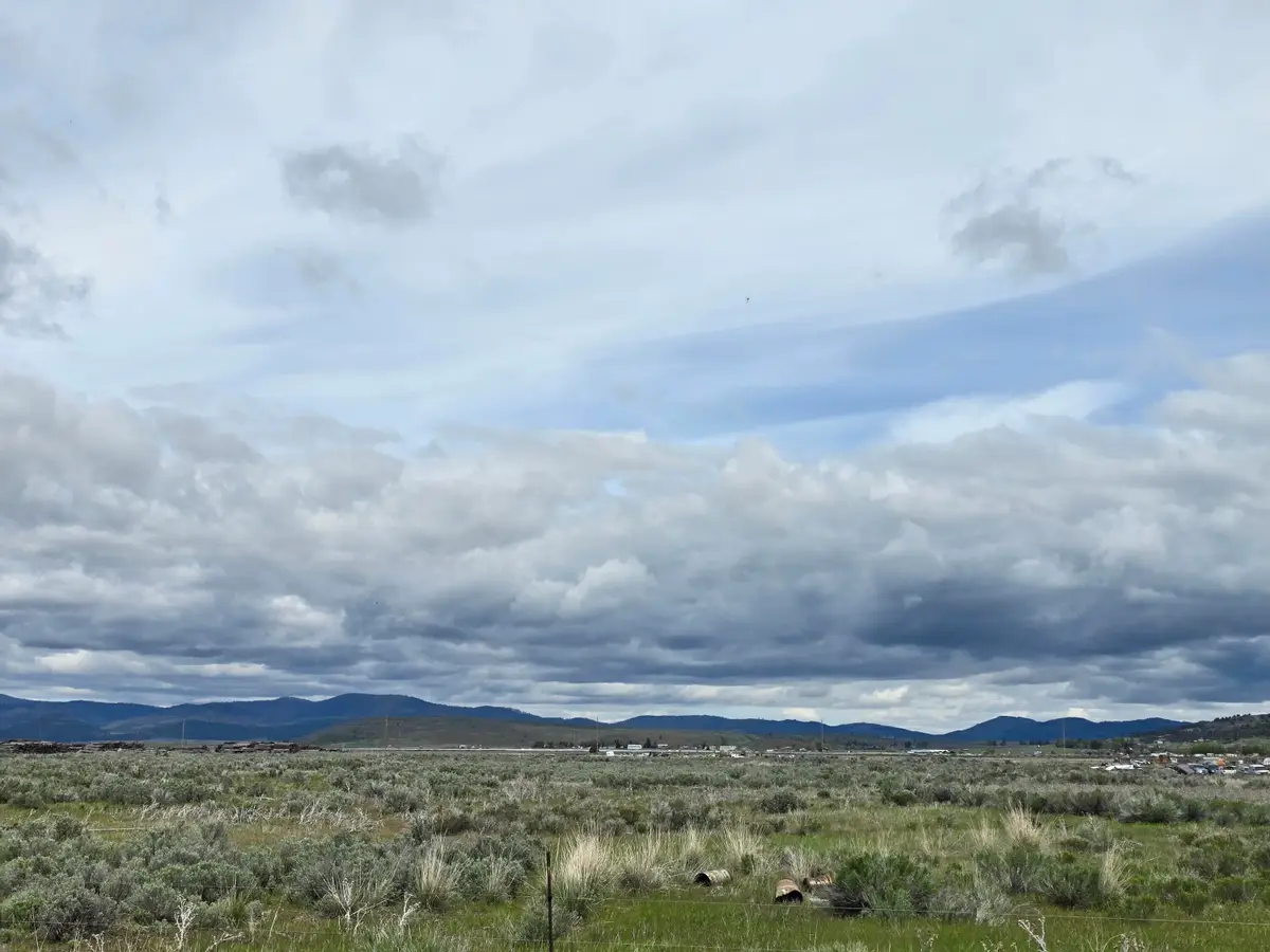 18698 Roberta, Lakeview, OR 97630 - Image #1