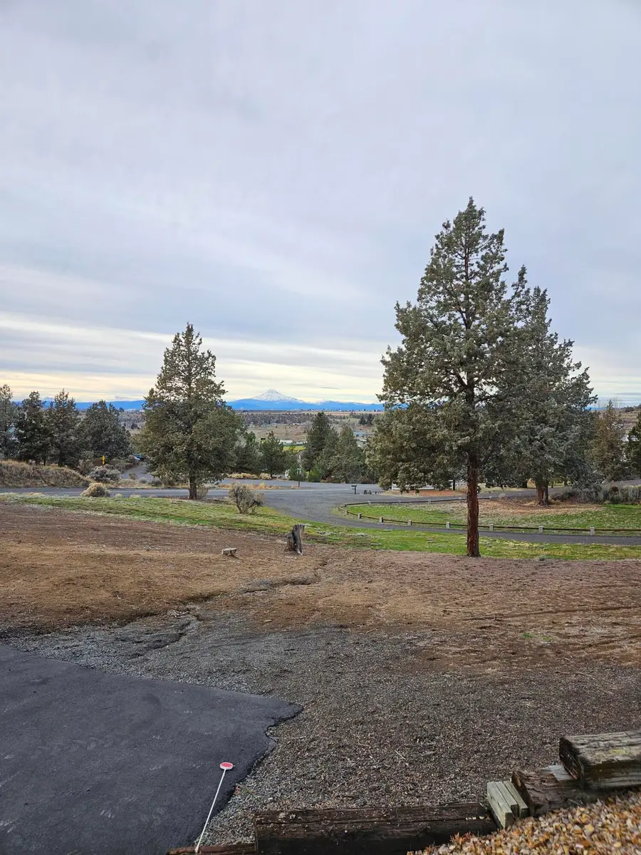 1642 NE Hilltop, Madras, OR 97741 - Image #3
