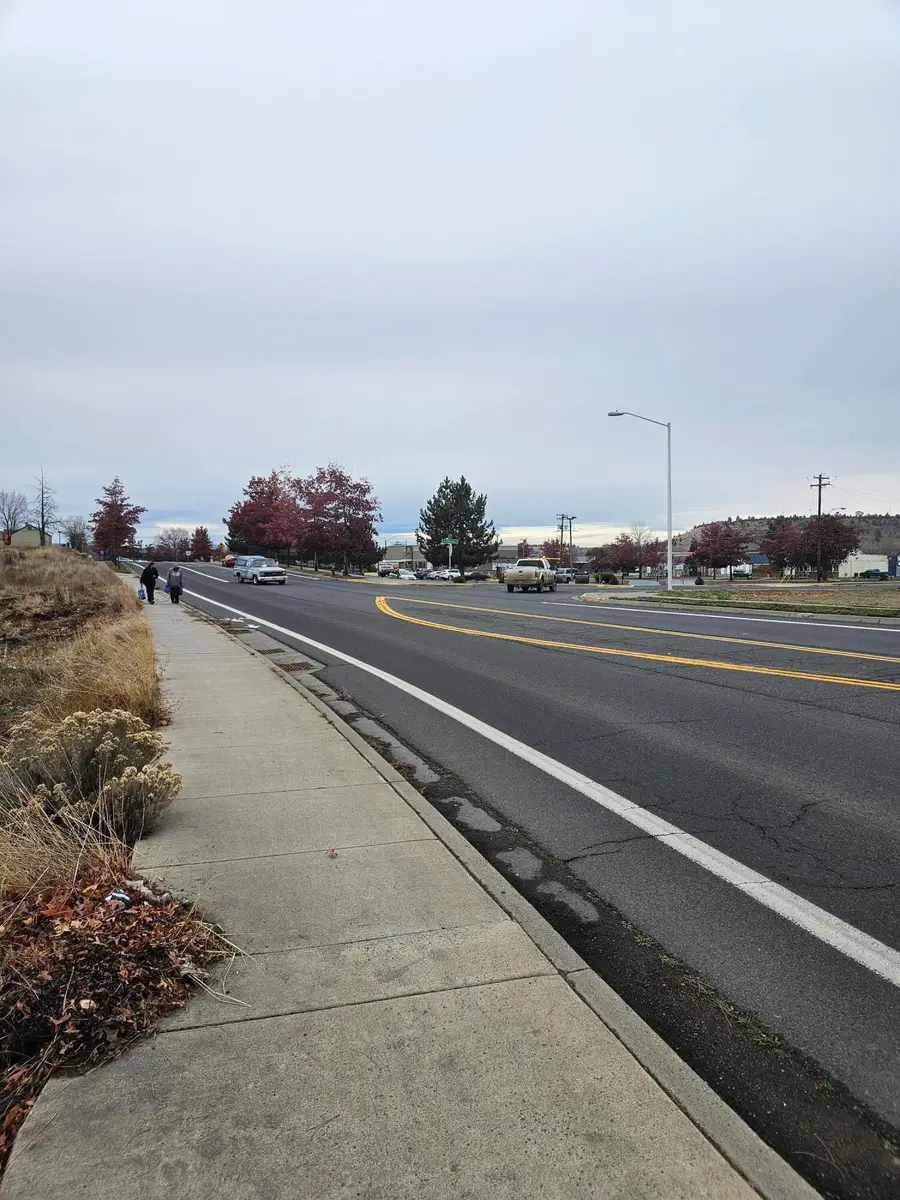 401 NE 6th, Madras, OR 97741 - Image #2