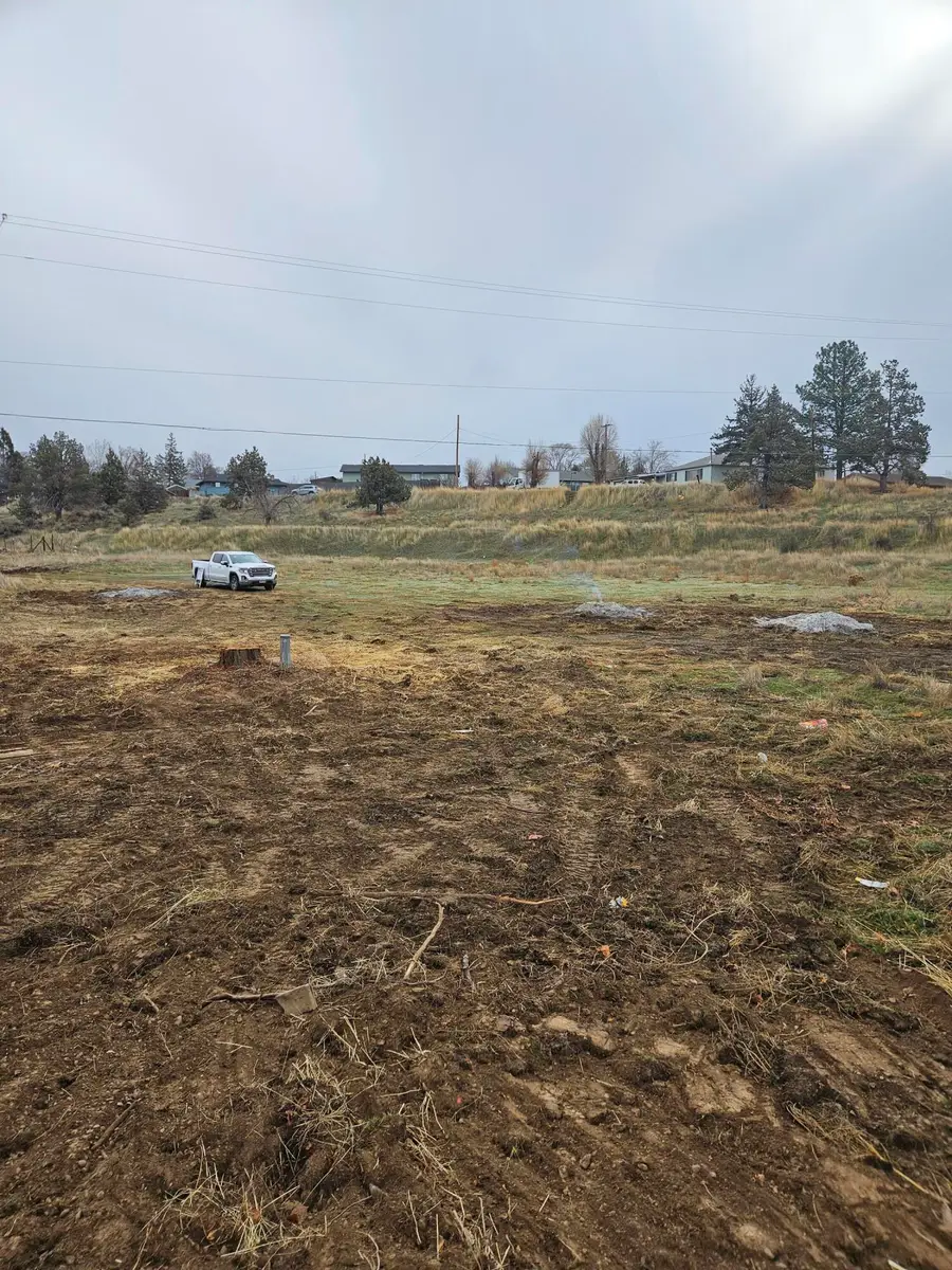 401 NE 6th, Madras, OR 97741 - Image #3