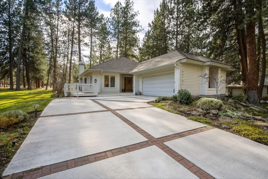 60701 Willow Creek, Bend, OR 97702 - Image #2