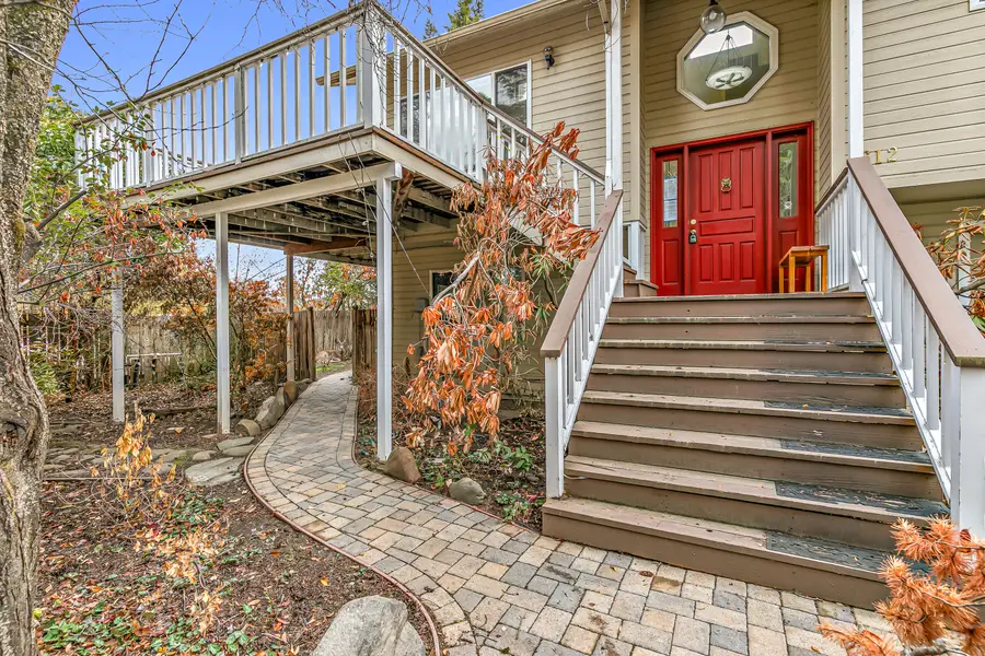 612 Chestnut, Ashland, OR 97520 - Image #2