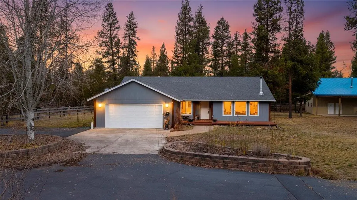 53001 Loop, La Pine, OR 97739 - Image #1