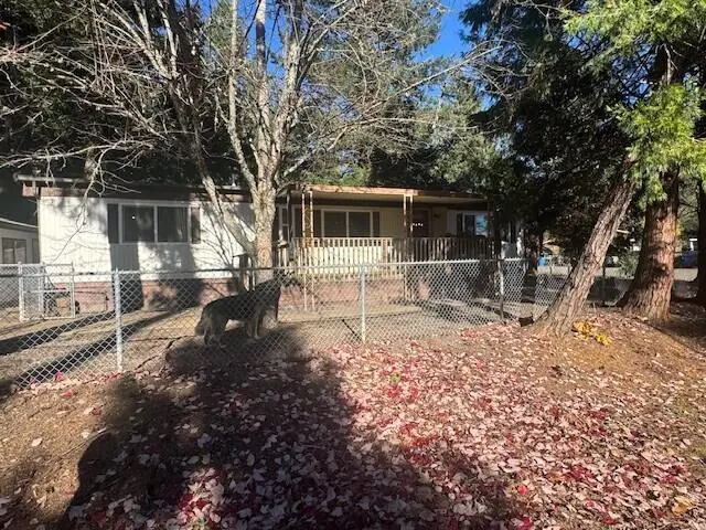 508 Bumblebee, Cave Junction, OR 97523 - Image #2