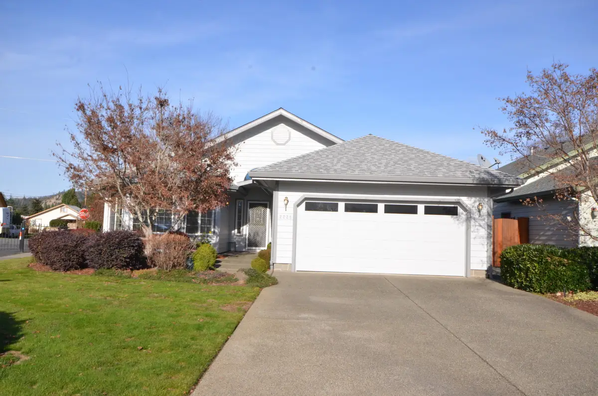 2228 Egret, Grants Pass, OR 97526 - Image #1