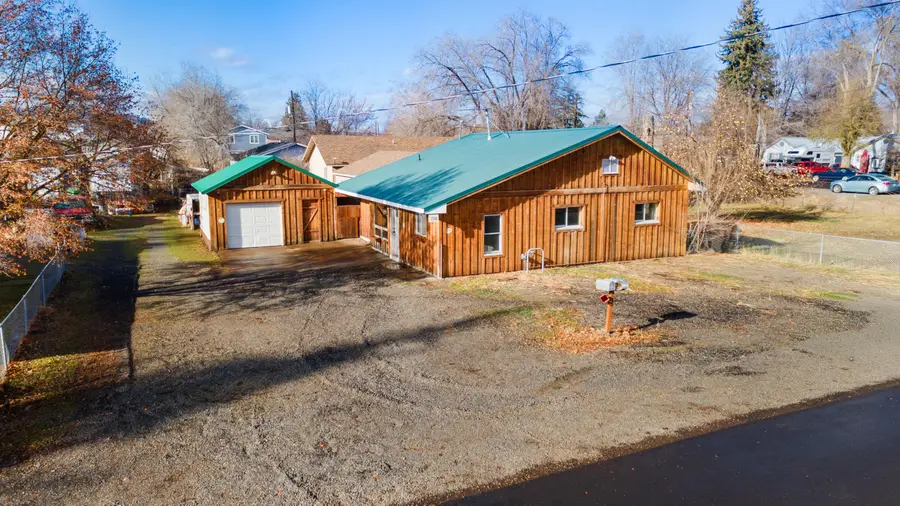 798 NE 6th, Prineville, OR 97754 - Image #3