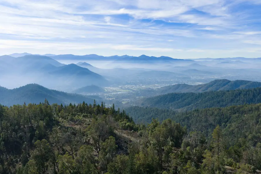 4000 E Jones Creek, Grants Pass, OR 97526 - Image #2