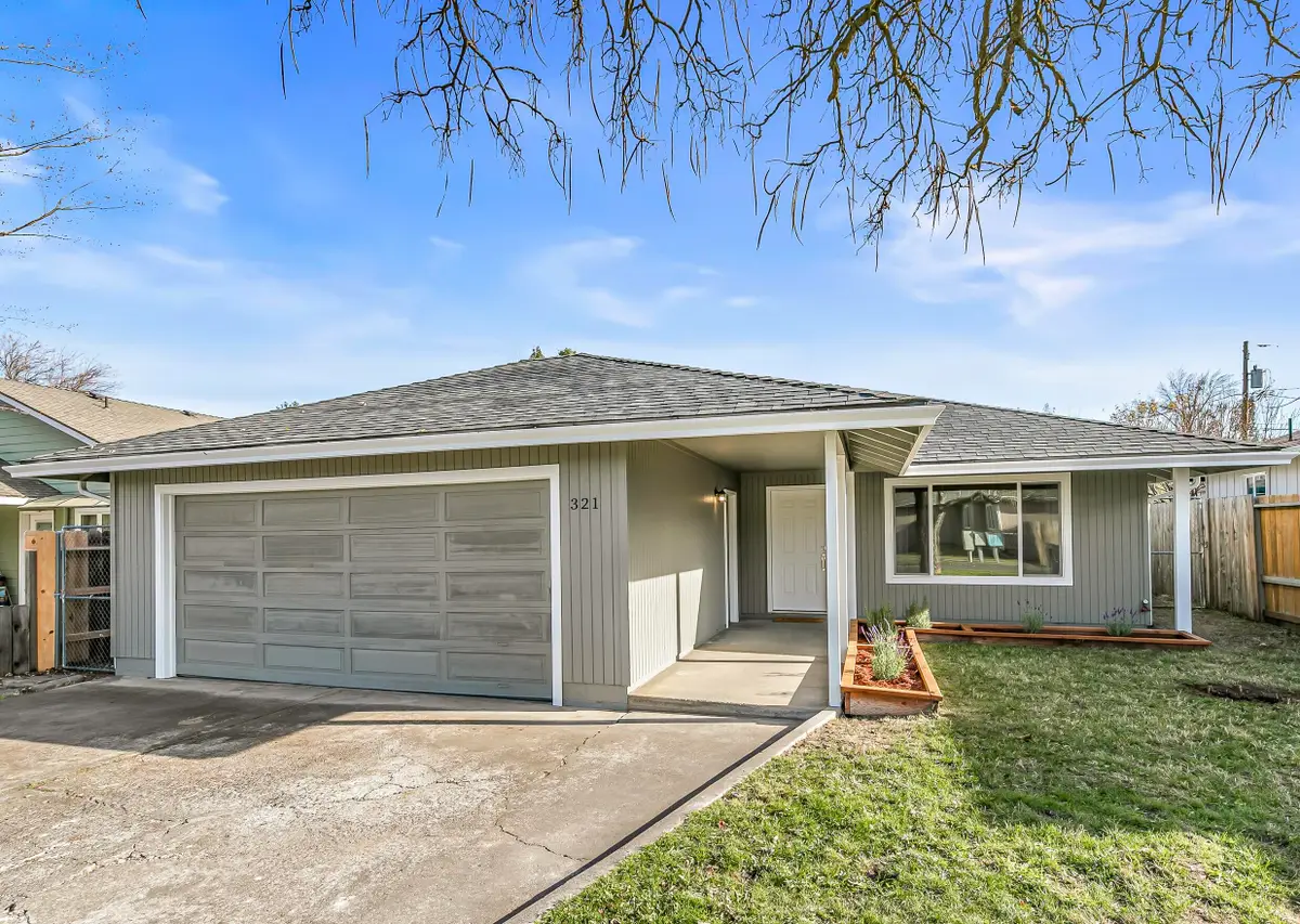 321 Jeanette, Medford, OR 97501 - Image #1