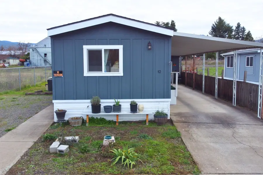 4729 S Pacific, Phoenix, OR 97535 - Image #2