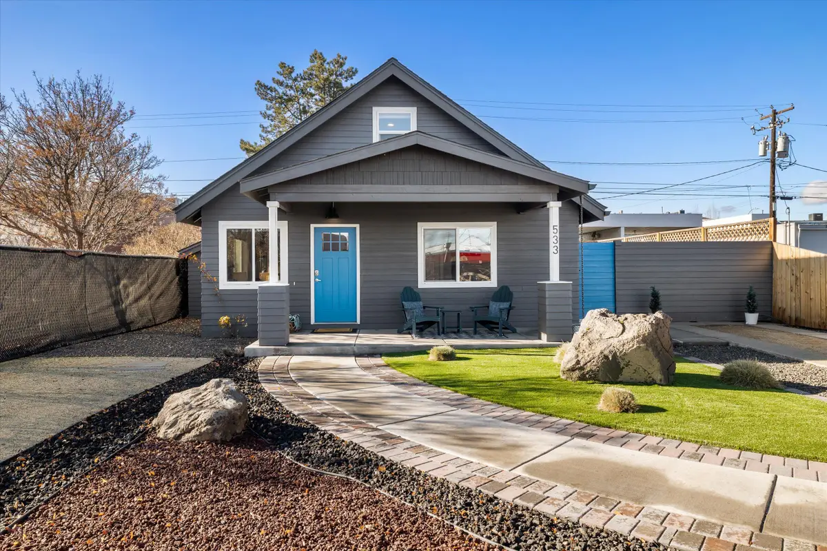 533 SW 4th, Redmond, OR 97756 - Image #1