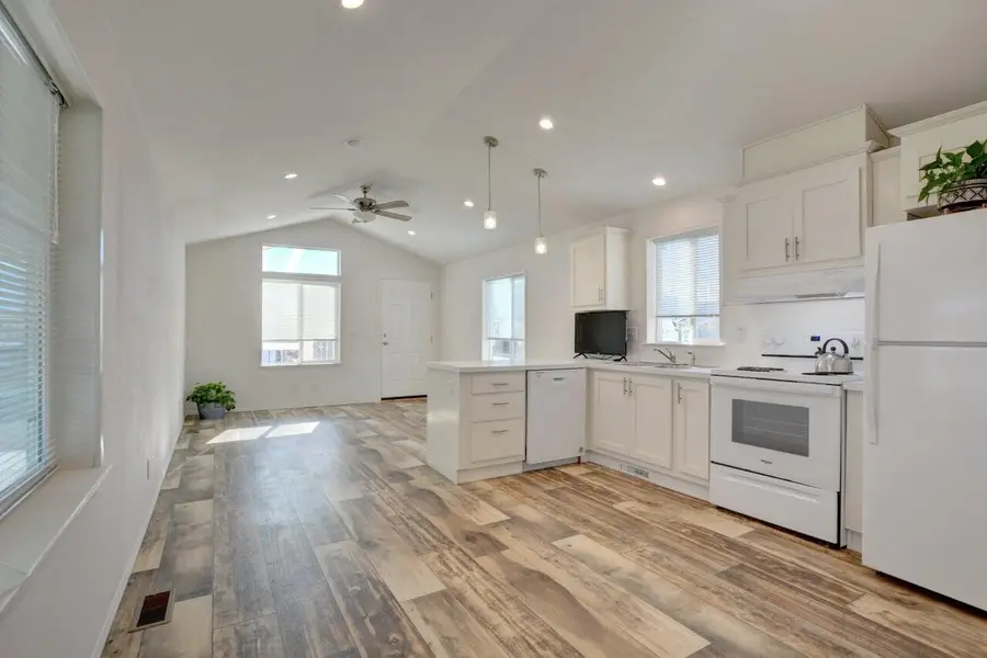 3966 S Pacific, Medford, OR 97501 - Image #3