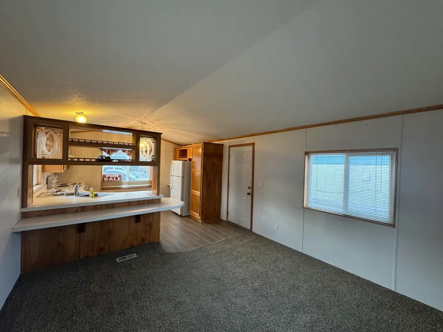 205 SE Lynn, Prineville, OR 97754 - Image #2