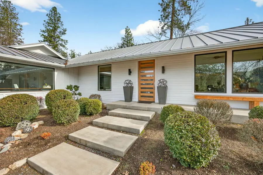 909 Upper Applegate, Jacksonville, OR 97530 - Image #3