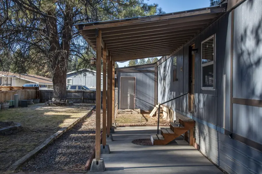 61000 Brosterhous, Bend, OR 97702 - Image #3