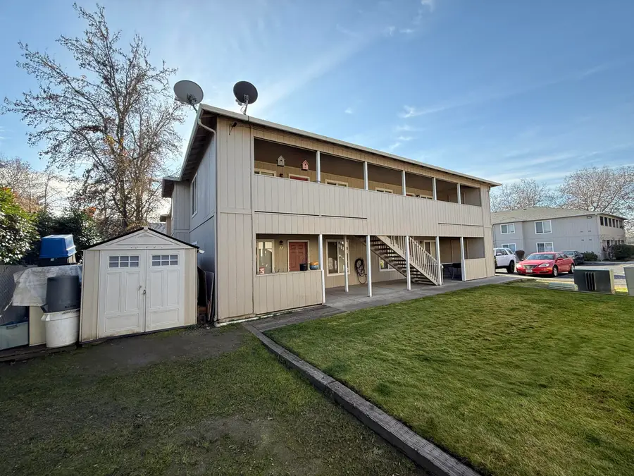 517 Western, Medford, OR 97501 - Image #2