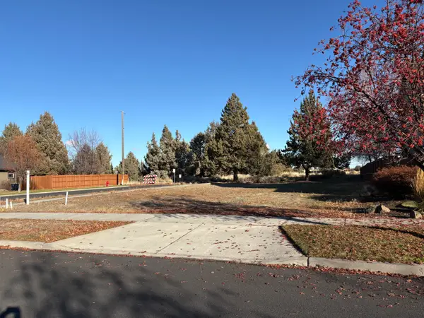 61698 Rigel, Bend, OR 97702