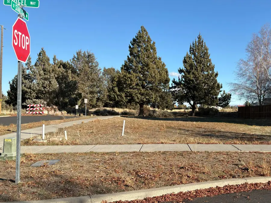 61698 Rigel, Bend, OR 97702 - Image #3