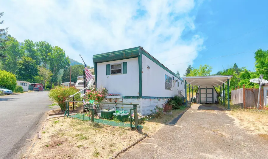 7001 Rogue River, Grants Pass, OR 97527 - Image #2