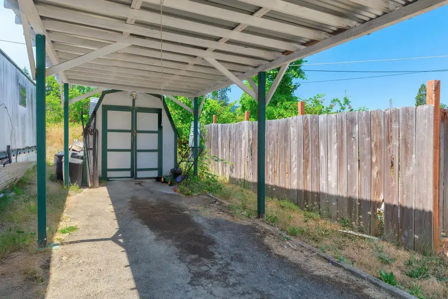 7001 Rogue River, Grants Pass, OR 97527 - Image #3