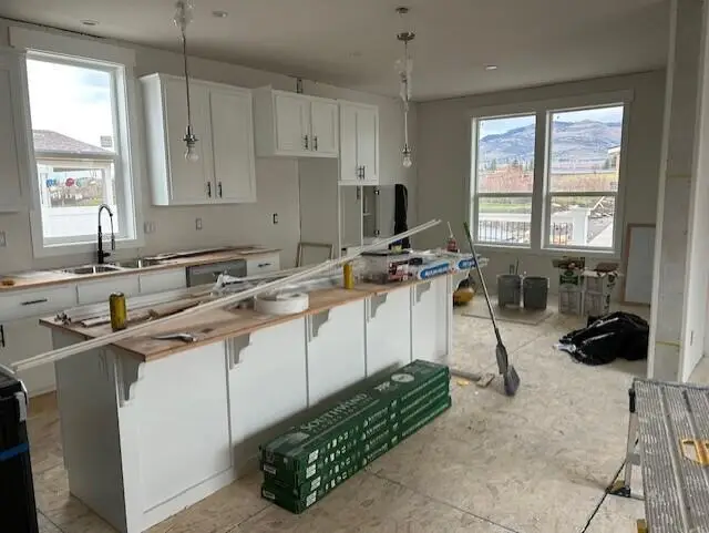 333 Mountain View, Talent, OR 97540 - Image #3