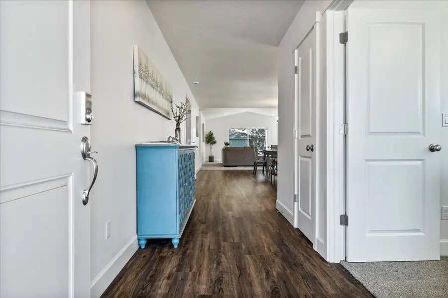 454 NW Monte Vista, Madras, OR 97741 - Image #2