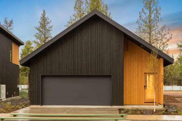 721 W Seedling, Sisters, OR 97759