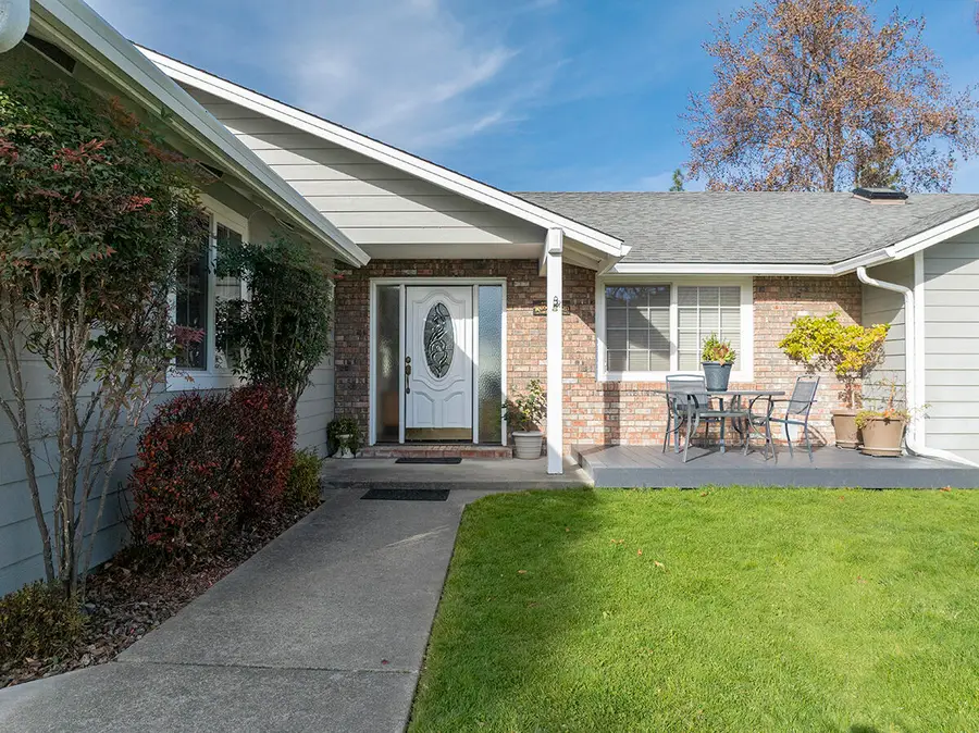 4806 Williams, Grants Pass, OR 97527 - Image #2