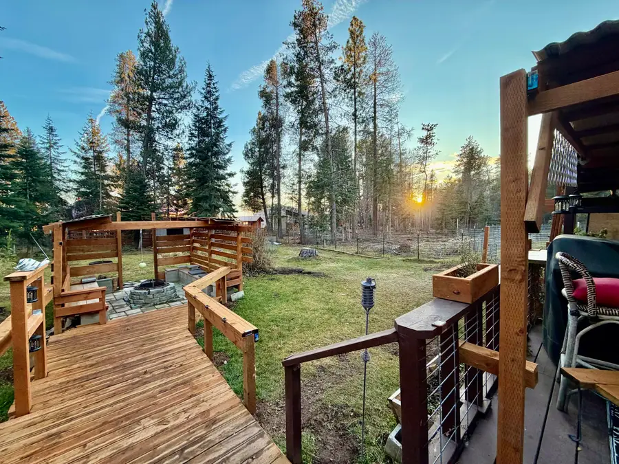 27233 Rocky Point, Klamath Falls, OR 97601 - Image #2