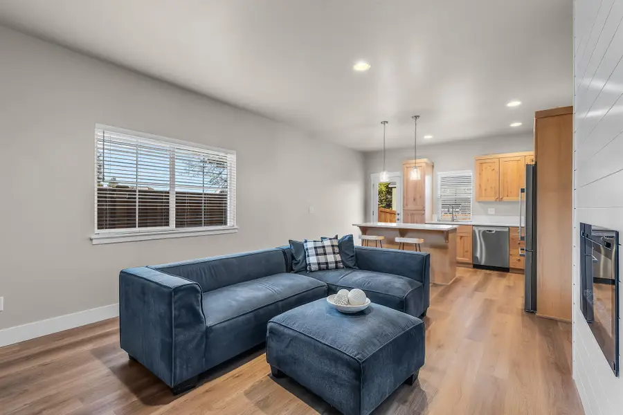 63266 NW Ski, Bend, OR 97703 - Image #3