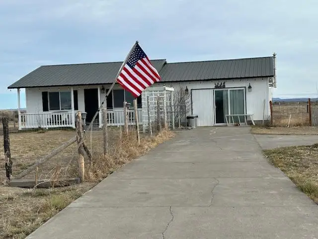 57969 Fossil Lake, Christmas Valley, OR 97641 - Image #1