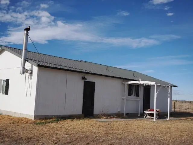 57969 Fossil Lake, Christmas Valley, OR 97641 - Image #2