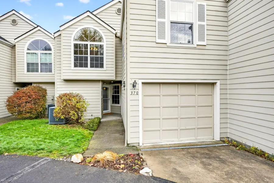 370 Glenn, Ashland, OR 97520 - Image #2